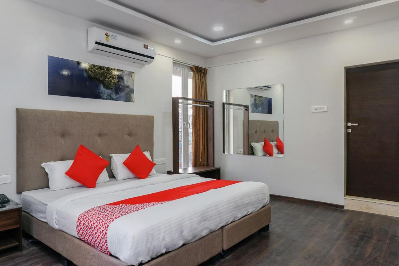 Oyo 16832 Hotel I Suite 2 Mangvadi Exterior foto